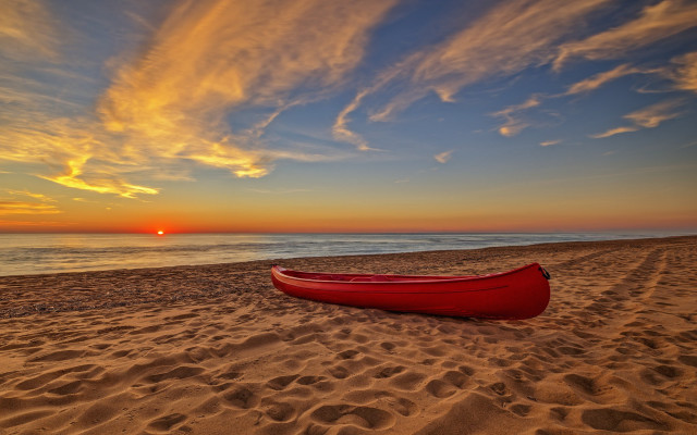 Red canoe sunset beach clouds free wallpaper for desktop - medium preview image