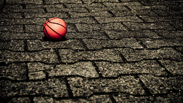 Basketball brick road shadow middle free wallpaper for desktop - medium preview image