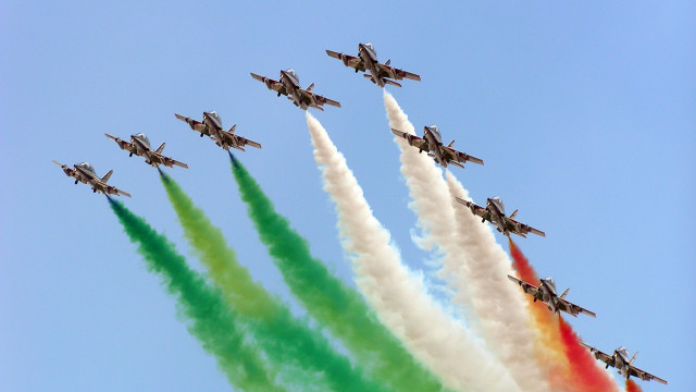 Jets colored smoke rainbow formation free wallpaper for desktop - medium preview image