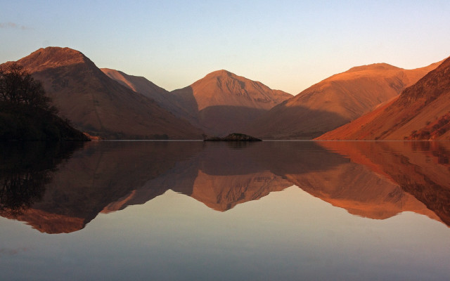 Mountain range reflection sunset island free wallpaper for desktop - medium preview image