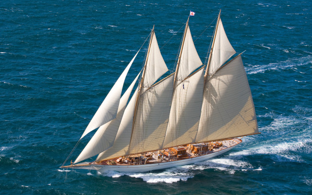 Sailboat ocean people beach dock free wallpaper for desktop - medium preview image