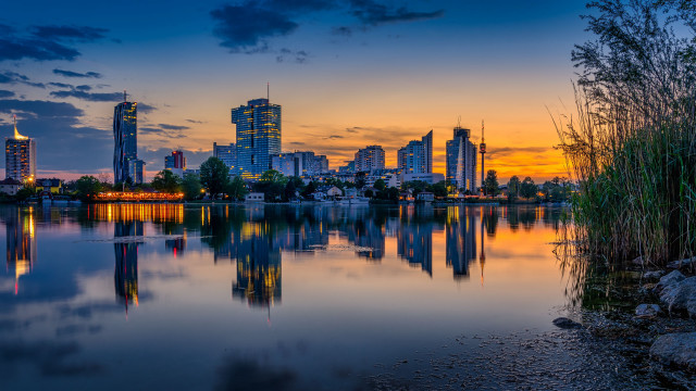 City skyline reflection sunset lake free wallpaper for desktop - medium preview image