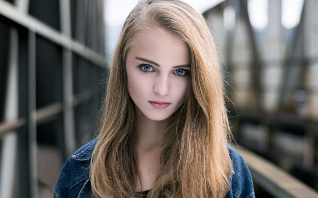 Woman blueeyes denim jacket portrait free wallpaper for desktop - medium preview image