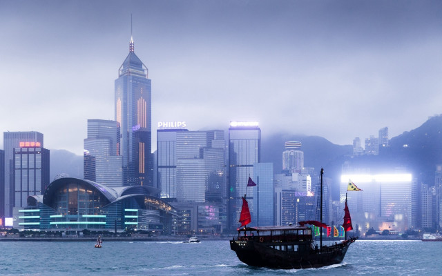 Boat city night fog architecture free wallpaper for desktop - medium preview image