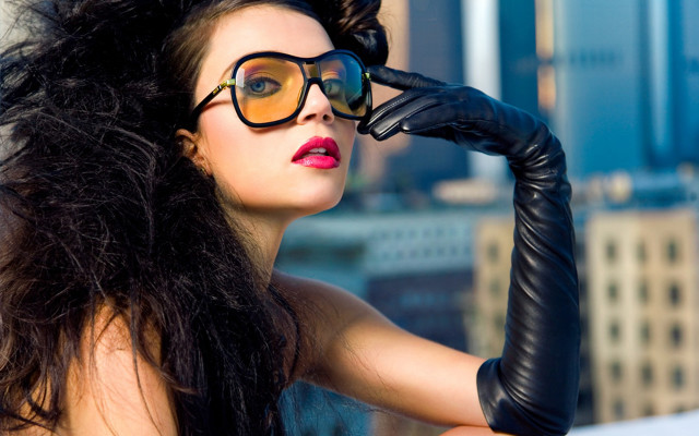 Woman glasses city skyscrapers fashion free wallpaper for desktop - medium preview image