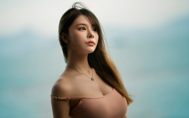 Woman longhair water sky diamond free wallpaper for desktop - medium preview image