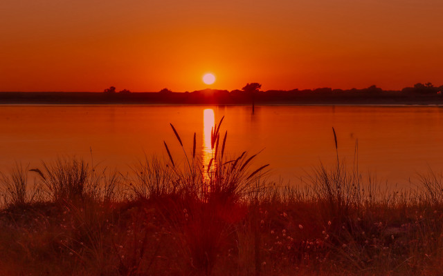 Sunset lake boat grass impasto free wallpaper for desktop - medium preview image