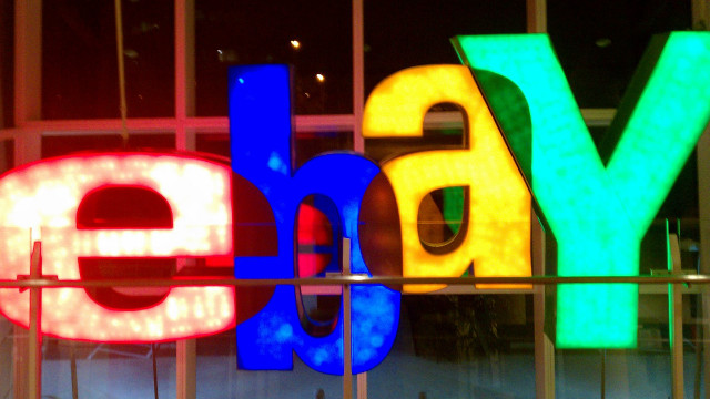 Ebay sign building large sign free wallpaper for desktop - medium preview image