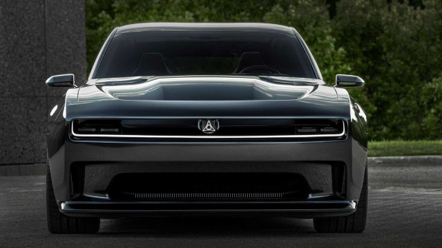 Black car parking lot trees free wallpaper for desktop - medium preview image