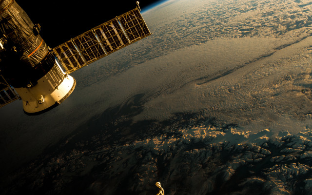 Satellite earth clouds space shuttle free wallpaper for desktop - medium preview image