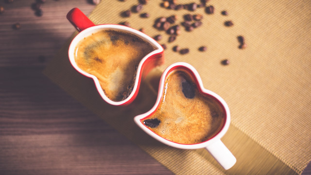 Coffee hearts table beans spoon free wallpaper for desktop - medium preview image