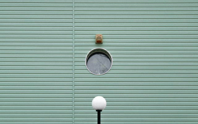 Green wall round window light free wallpaper for desktop - medium preview image