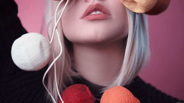 Woman hat scissors yarn portrait free wallpaper for desktop - medium preview image