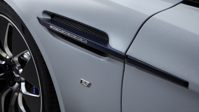 Car bumper brake lights black free wallpaper for desktop - medium preview image