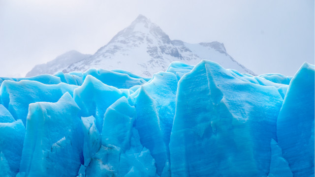 Iceberg mountain snow groundscape environmental free wallpaper for desktop - medium preview image