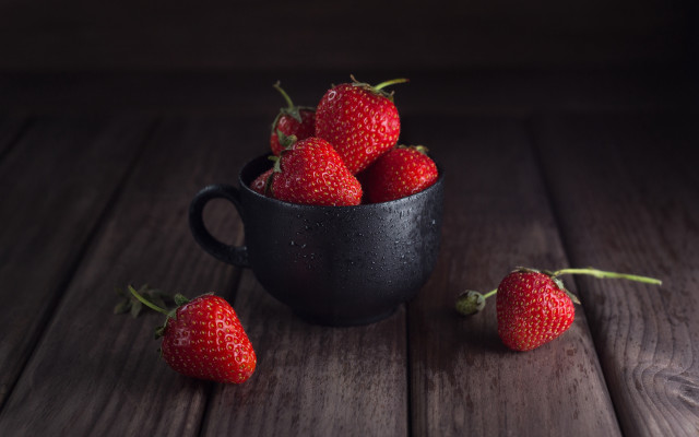 Black cup strawberries wooden table #2 free wallpaper for desktop - medium preview image