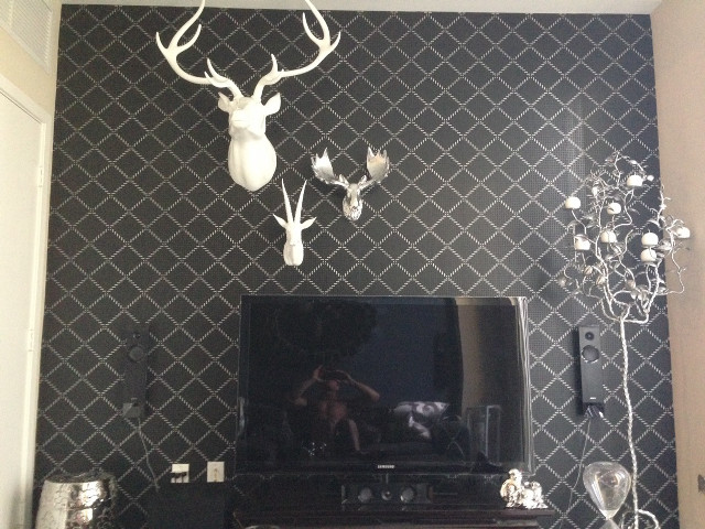 Living room deer head rococo free wallpaper for desktop - medium preview image