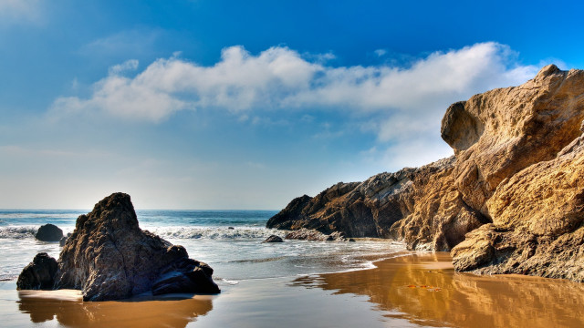 Rocky beach formation water sky free wallpaper for desktop - medium preview image