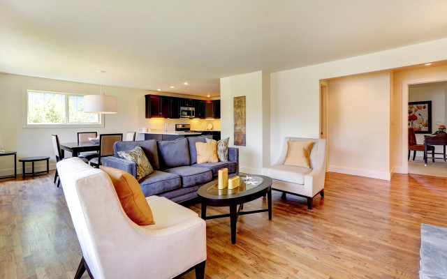 Living room couch chairs table free wallpaper for desktop - medium preview image