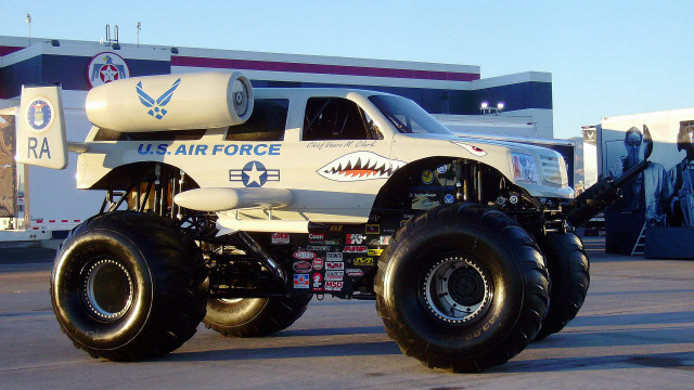 Monster truck shark us air free wallpaper for desktop - medium preview image