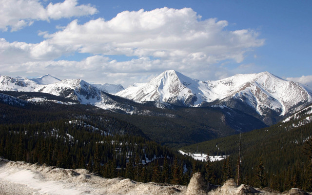 Snowy mountains blue sky clouds free wallpaper for desktop - medium preview image