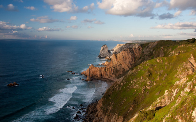 Cliff ocean boat sky landscape free wallpaper for desktop - medium preview image