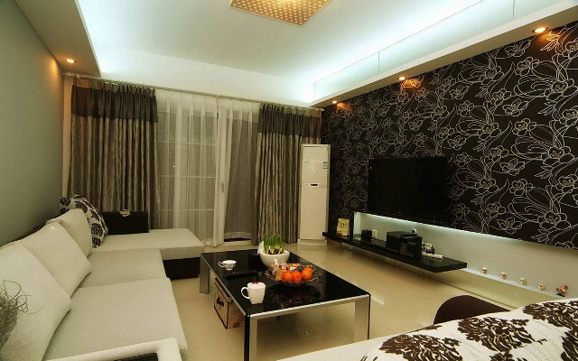 Livingroom couch coffeetable tv window free wallpaper for desktop - medium preview image