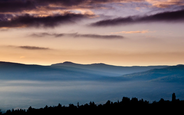 Mountain range clouds sunset trees free wallpaper for desktop - medium preview image
