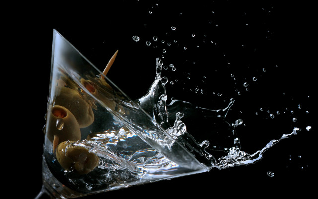 Water glass stuffed animal toothbrush free wallpaper for desktop - medium preview image