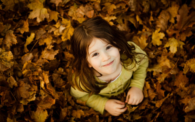 Little girl leaves smiling autumn #3 free wallpaper for desktop - medium preview image