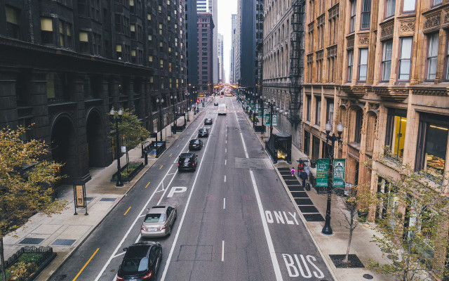 City street bus cars buildings free wallpaper for desktop - medium preview image