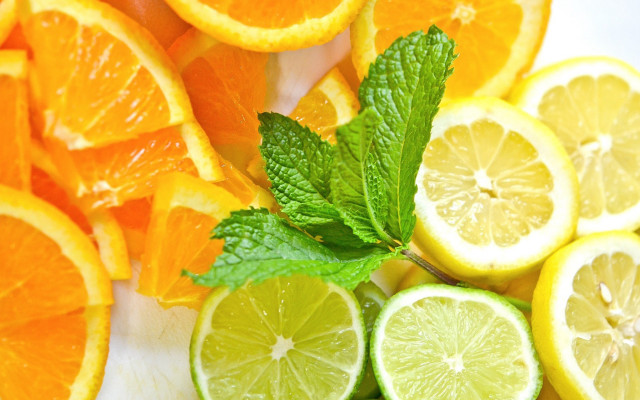 Lemons limes leaves summer vibrancy free wallpaper for desktop - medium preview image