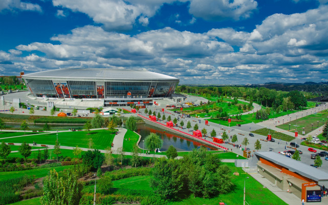 Stadium river trees people zenith free wallpaper for desktop - medium preview image