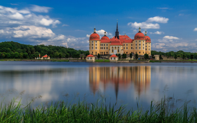 Romantic building red domes lake free wallpaper for desktop - medium preview image