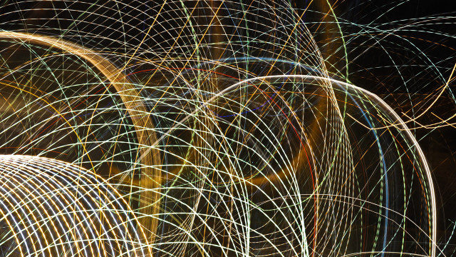 Circles lights clock building ferris free wallpaper for desktop - medium preview image