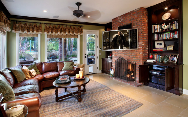 Living room fireplace couch table free wallpaper for desktop - medium preview image