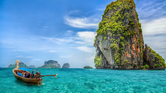 Boat rocks ocean group fishing #2 free wallpaper for desktop - medium preview image