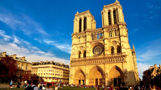 Cathedral clock tower paris skyline free wallpaper for desktop - medium preview image