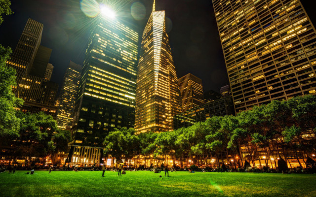 City night tower bridge ferriswheel free wallpaper for desktop - medium preview image