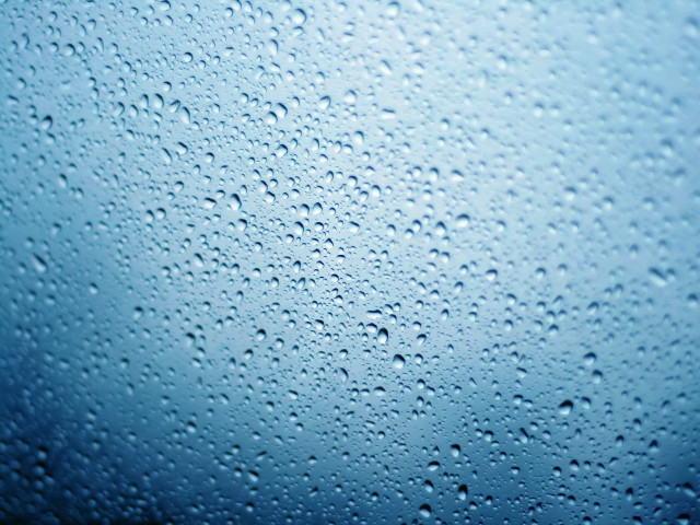 Blue water droplet macro rain free wallpaper for desktop - medium preview image