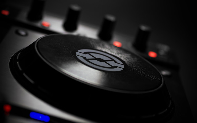 Dj turntable buttons lights ambient free wallpaper for desktop - medium preview image