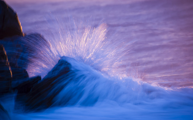 Wave rock ocean sunset impressionist free wallpaper for desktop - medium preview image