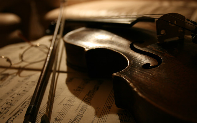 Violin music sheets glasses scissors free wallpaper for desktop - medium preview image