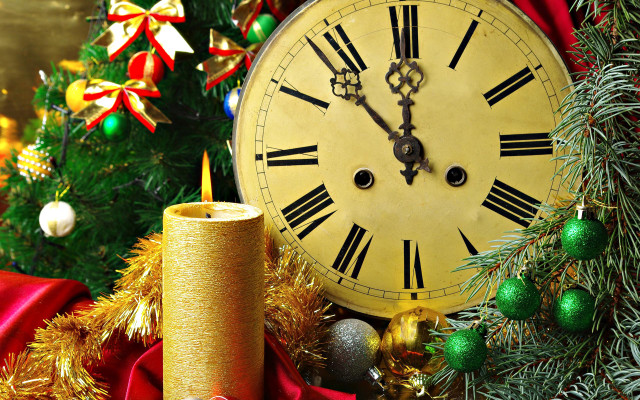 Christmas decorations clock candle gold free wallpaper for desktop - medium preview image