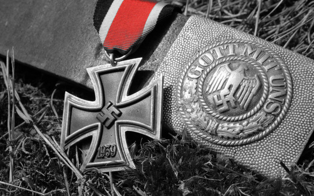 Cross medal ribbon belt ambient free wallpaper for desktop - medium preview image