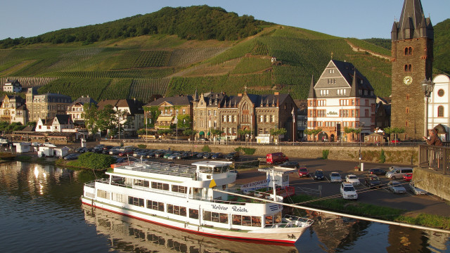 Harbor docked boat town steeple free wallpaper for desktop - medium preview image