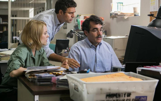 Man woman desk computer monitor free wallpaper for desktop - medium preview image