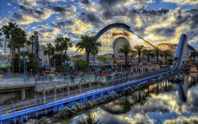 Rollercoaster palmtrees clouds sunset tokyo free wallpaper for desktop - medium preview image