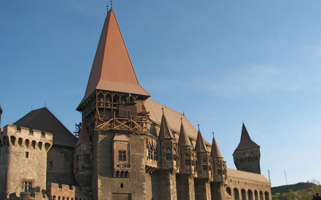 Romanesque neo gothic clock tower #2 free wallpaper for desktop - medium preview image