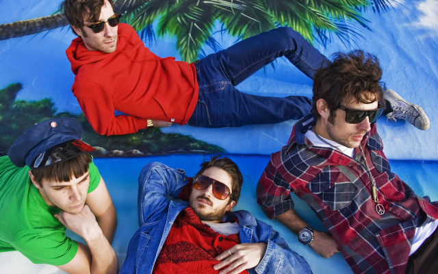 Beach boys blue green wall free wallpaper for desktop - medium preview image